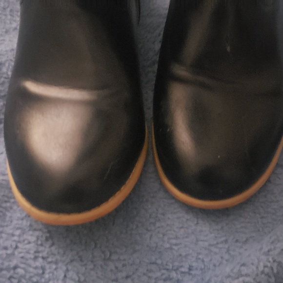 Tory Burch boots - Picture 4 of 6